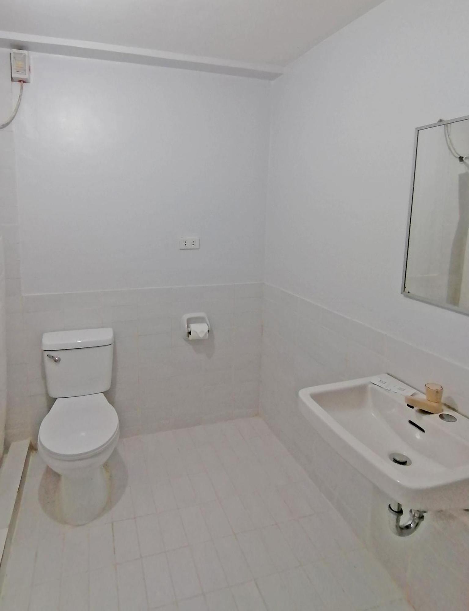 Dona Mercedes Cebu Stadt Exterior foto